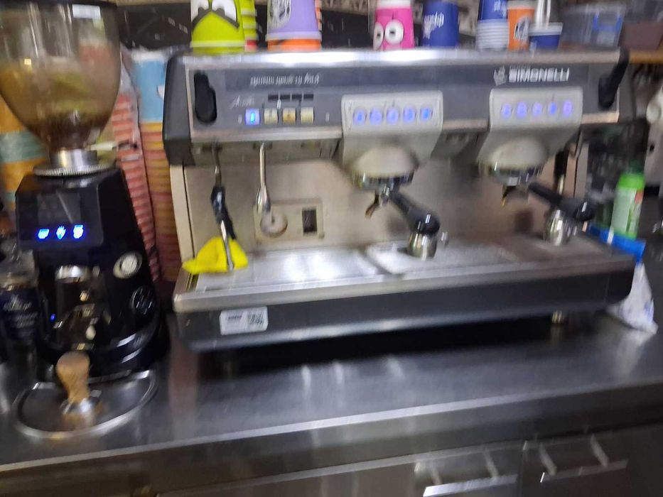 Продаётся оборудование кофейни пекарни в связи с закрытием.
