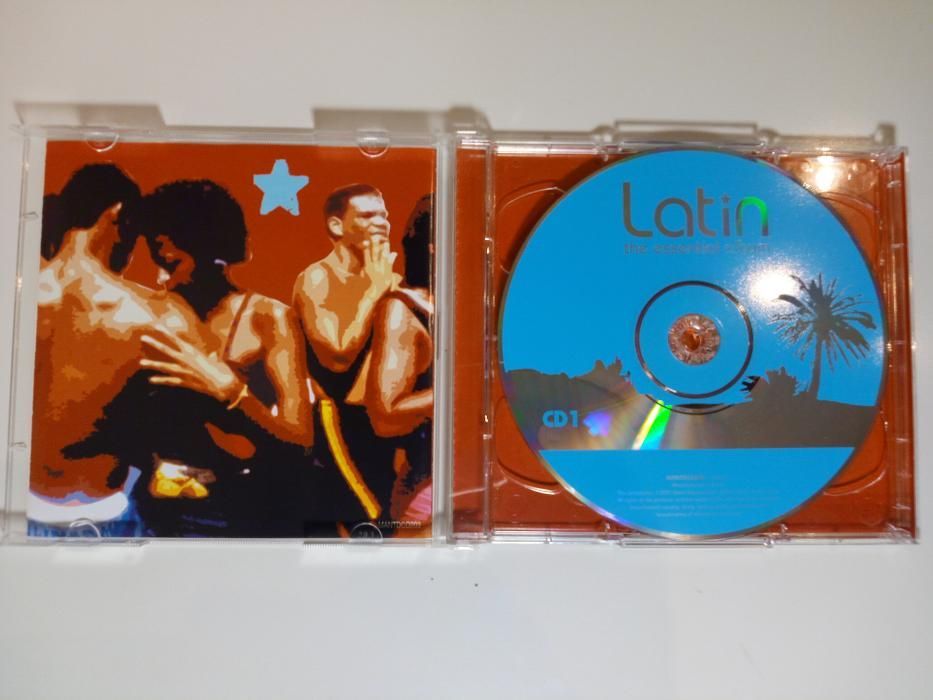 2 CDs “Latin: The Essential Album” - como NOVO!