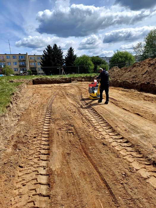 Utwardzenia terenu,roboty ziemne,prace budowlane ,ogrodzenia,kostka