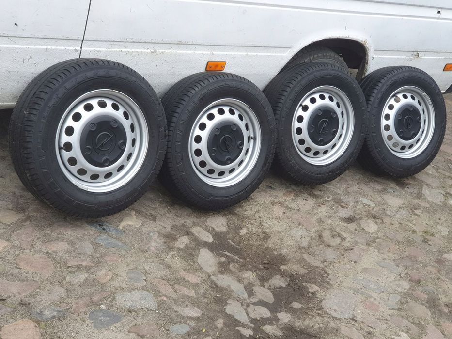 felgi opony Opel Vivaro B 16 5x108