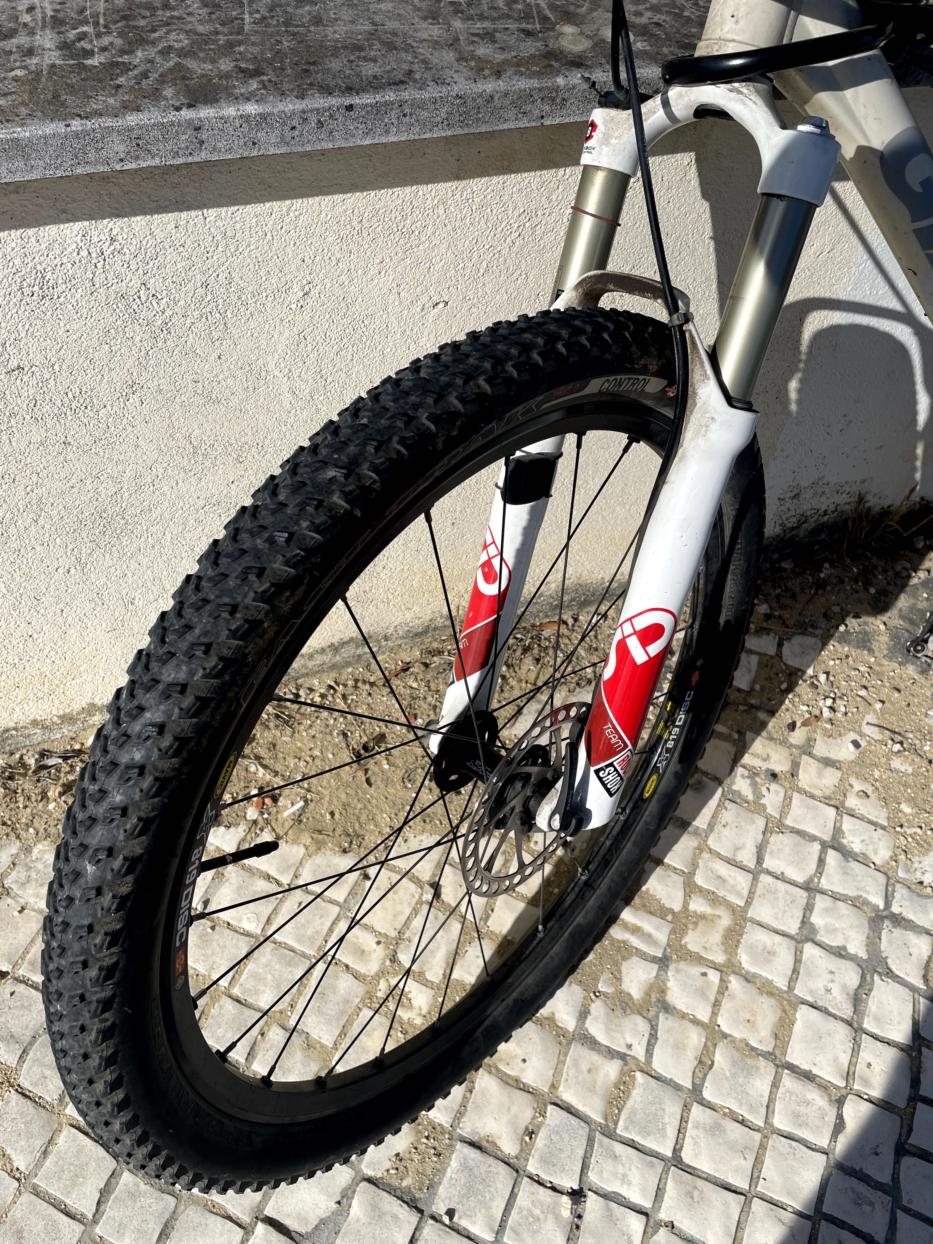 Bicicleta de montanha Giant XTC-1