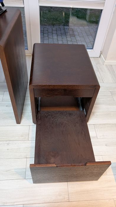 Solidne biurko plus kontener