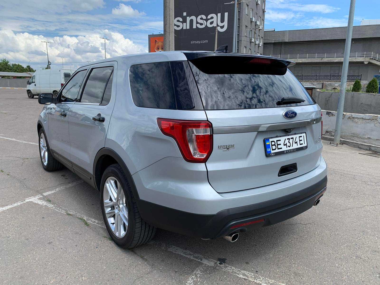 Продам Ford Explorer (газ/бензин)