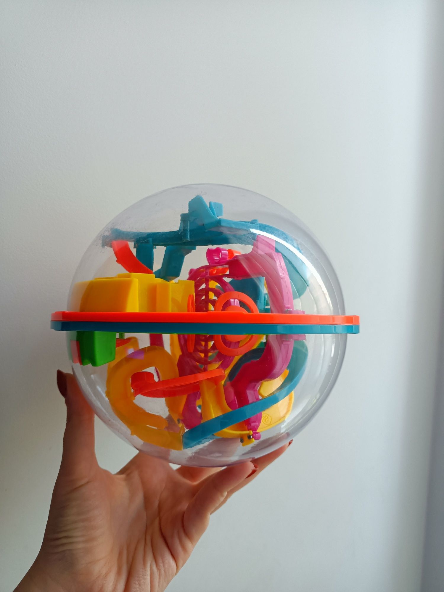 Gra zręcznościowa logiczna labirynt z kulką 3D