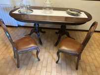 Mesa de sala castanho
