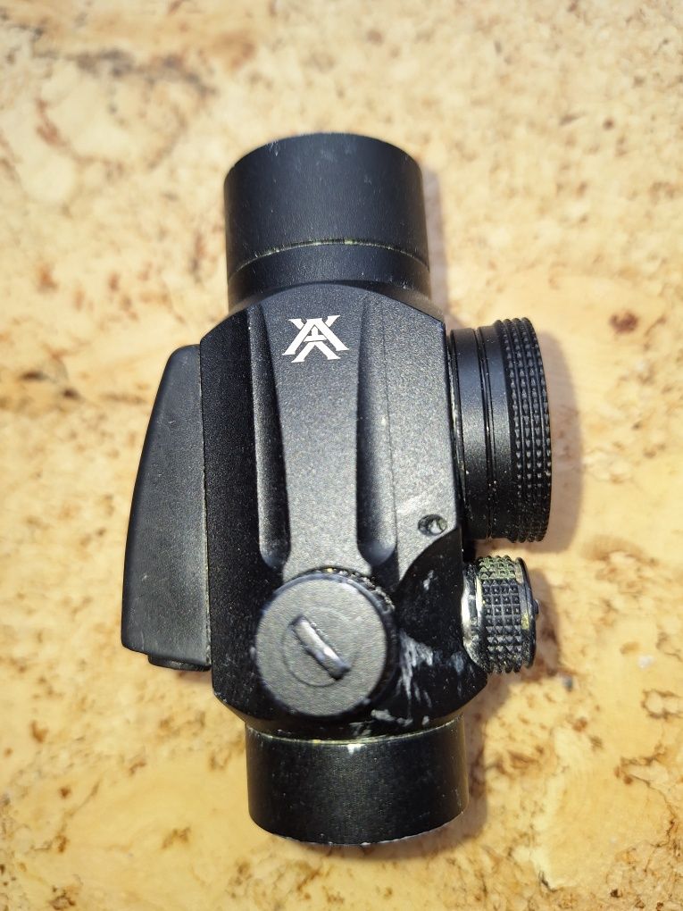 Прицел коллиматорный Vortex Sparc II Red Dot, сетка 2 MOA Red Dot