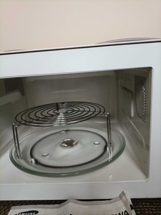 Kuchenka mikrofalowa Samsung