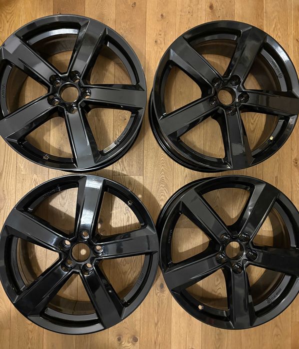 4x Alufelgi 18" 5x108 DEZENT KBA53529 nakrętki płaska podkładka Japan