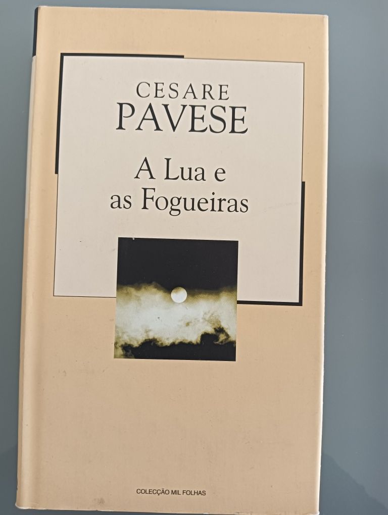 A Lua e as Fogueiras , de Cesare Pavese -	Novo!