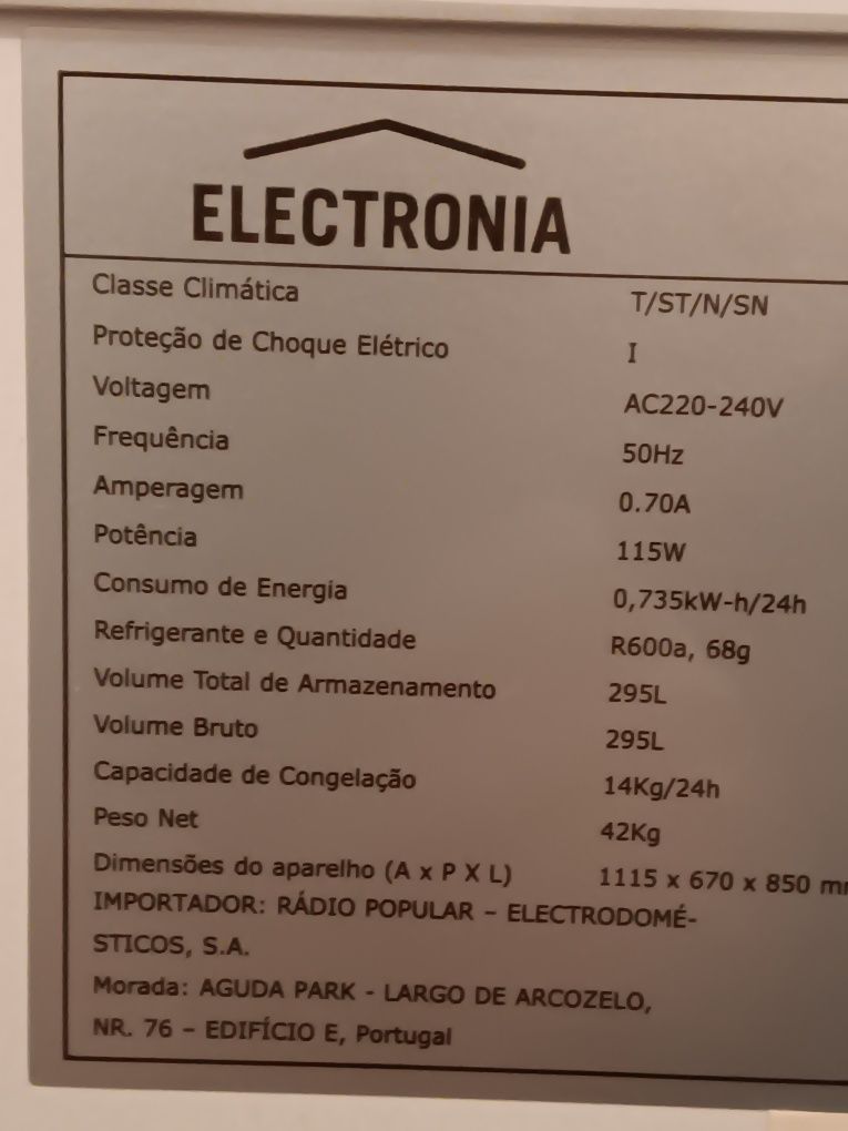 Arca Horinzontal Congelação 295L