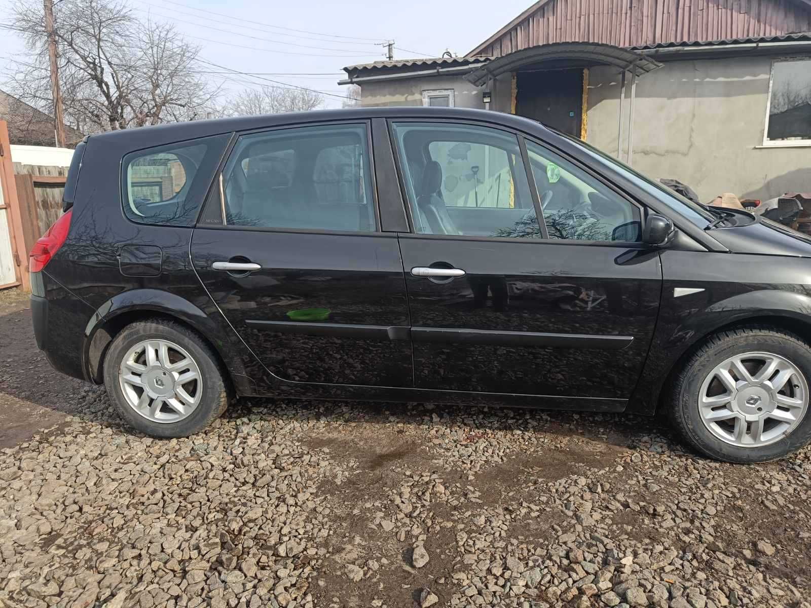 Продам автомобіль Renault Grand Scenic