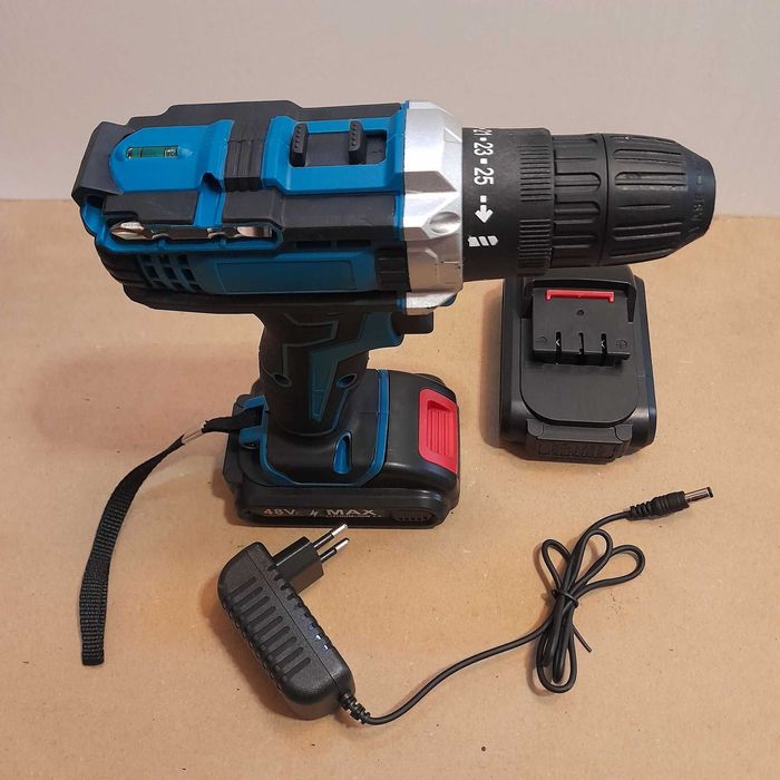 Аккумуляторный шуруповерт 24 вольт два аккумулятора с зарядником