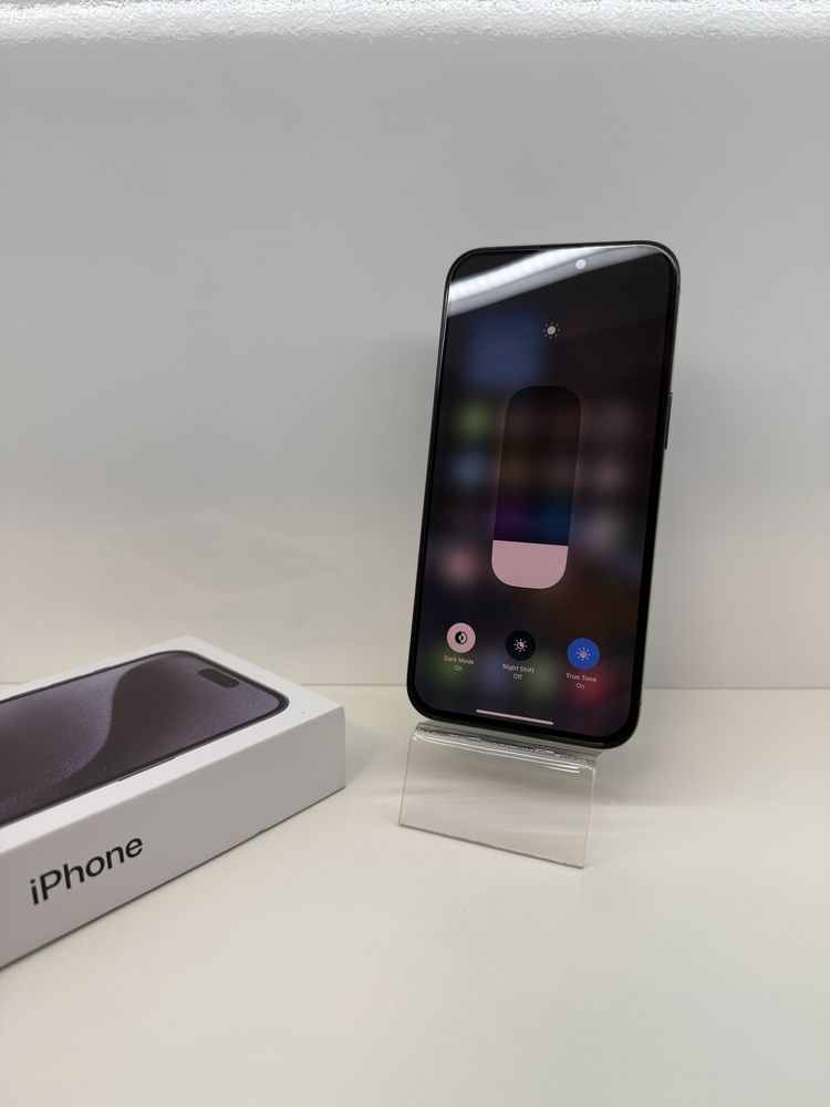 Вживаний Apple iPhone 15 Pro Max 256Gb. ( Black Titanium )