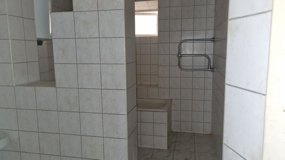 Продам  3 кімнатну квартиру центр окремий вхід 90 м.кв.