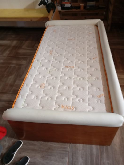 Cama solteiro  com gavetão
