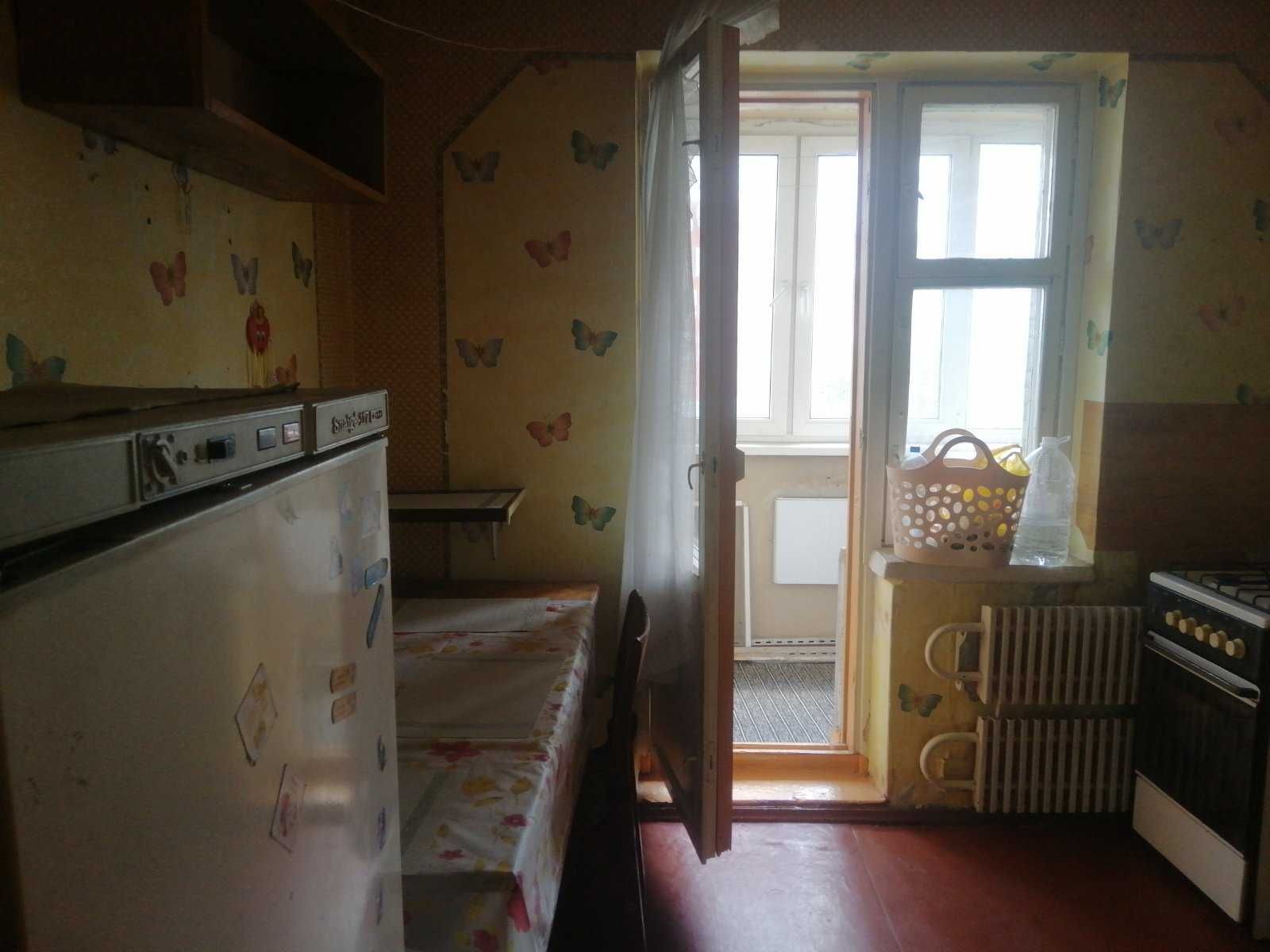 (7) Продаж 1 к. квартири на О. Антонова (4532)