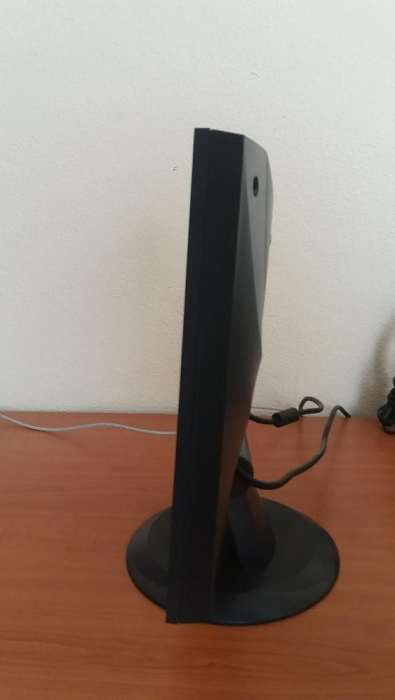 Monitor LCD / TFT ViewSonic 17 VA1703wb reparar / peças64285996983298121