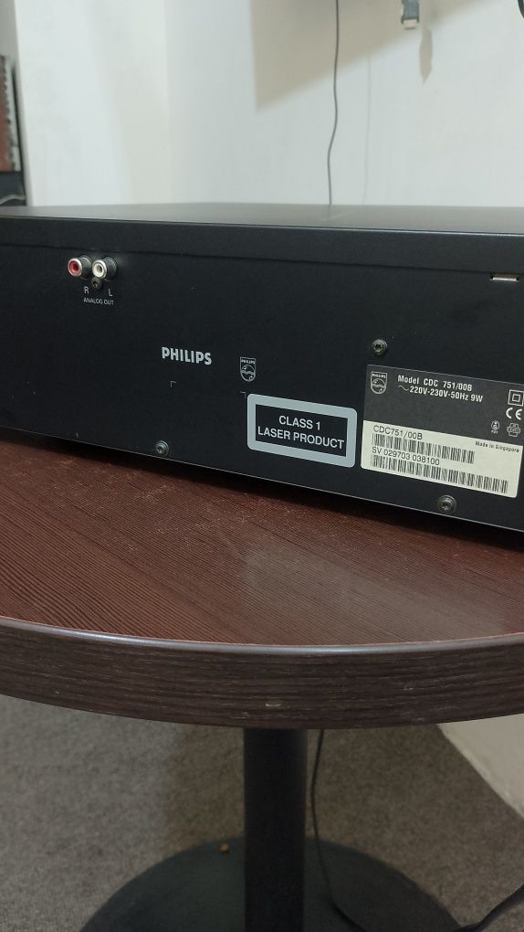 Philips CDC-751/00B, TDA1545