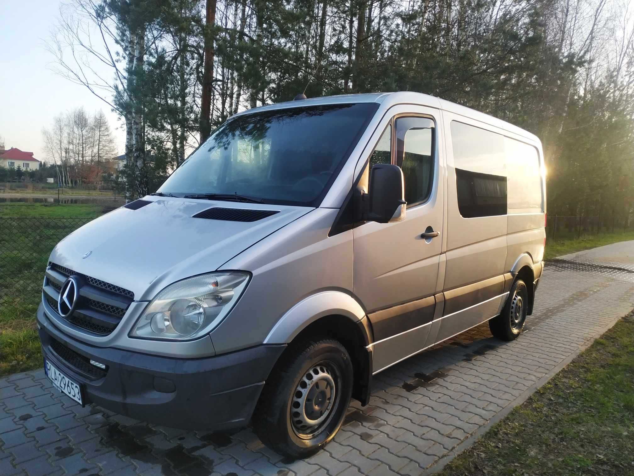 Mercedes-Benz Sprinter 318, 8-osobowy