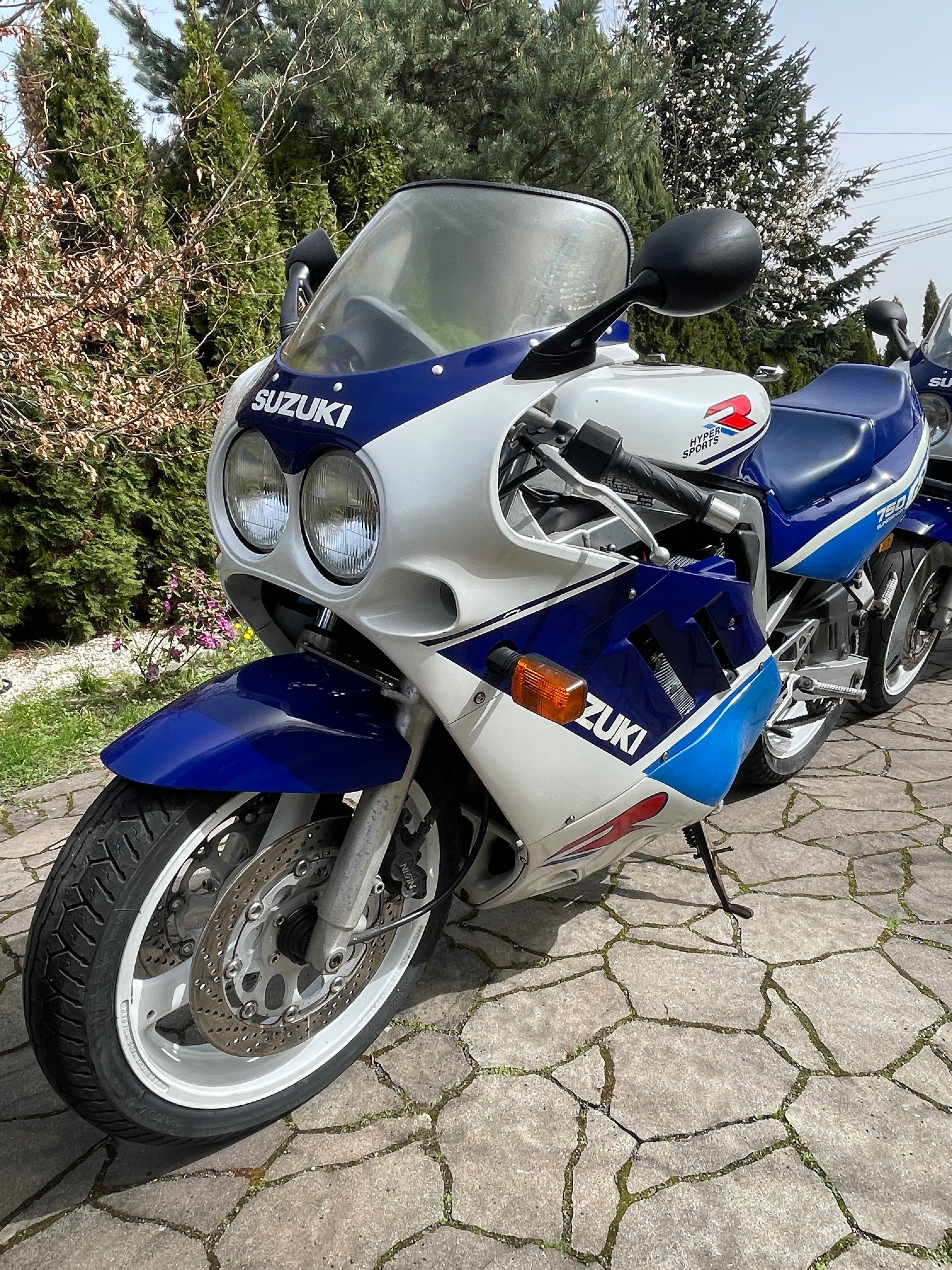 Gsxr 750 Suzuki olejak piękny