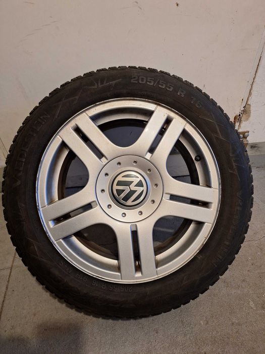 Koła zimowe Vw 205/55/16 5x112