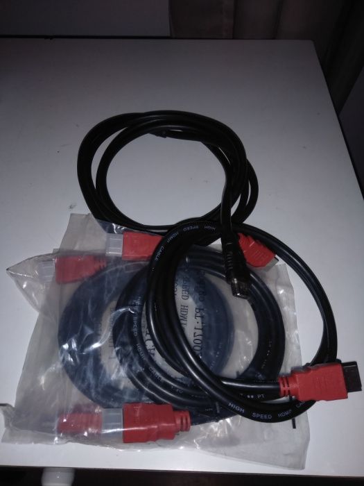 Vendo cabos HDMI 4 k, 1.5mts e 2 mts