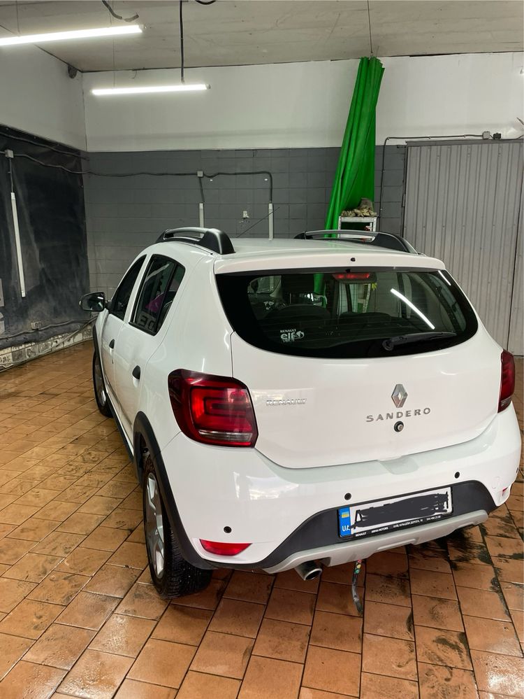 Renault Sandero StepWay 1.5 після ДТП