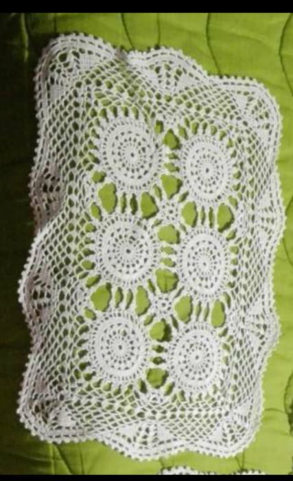 Naperon renda feito à mão 31x23