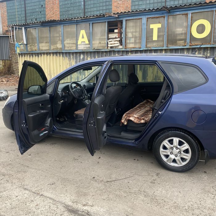 Kia Carens 2008, 2.0 газ/бенз 7місць