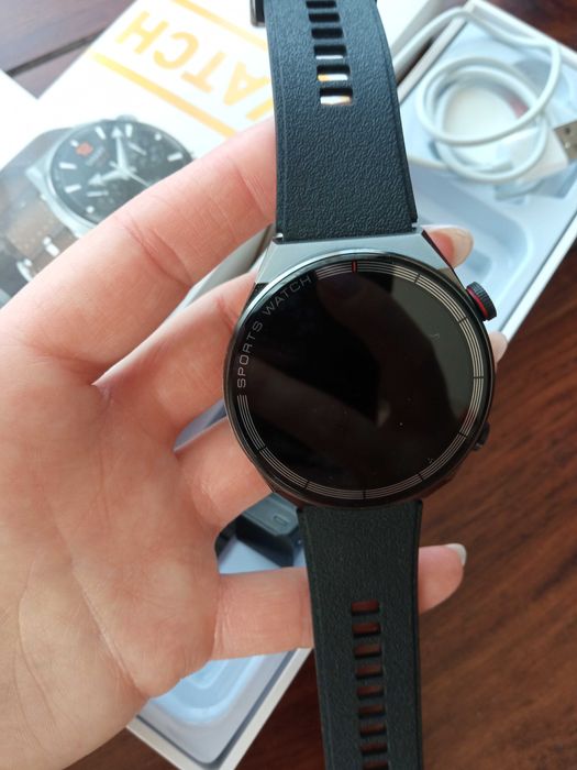 Smartwatch z zestawem