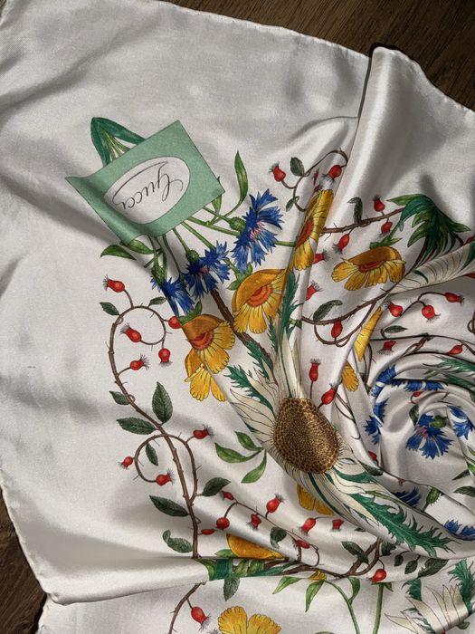 Вінтажний платок Gucci