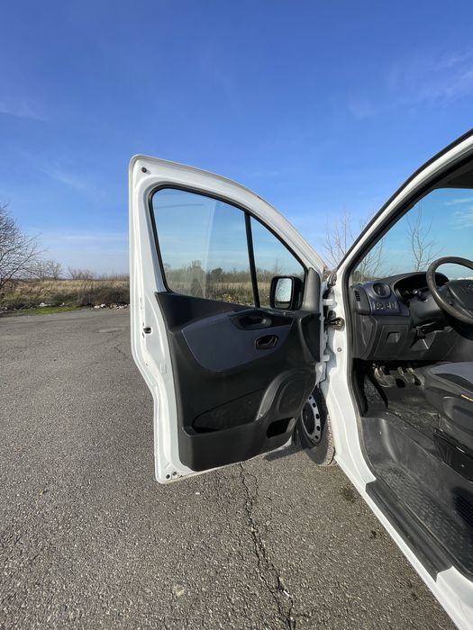 Opel Vivaro 2017 року