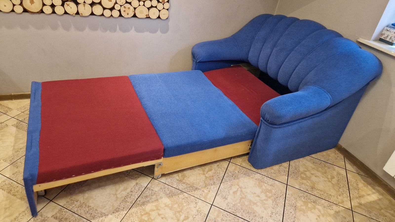 Sofa rozkładana niebieska