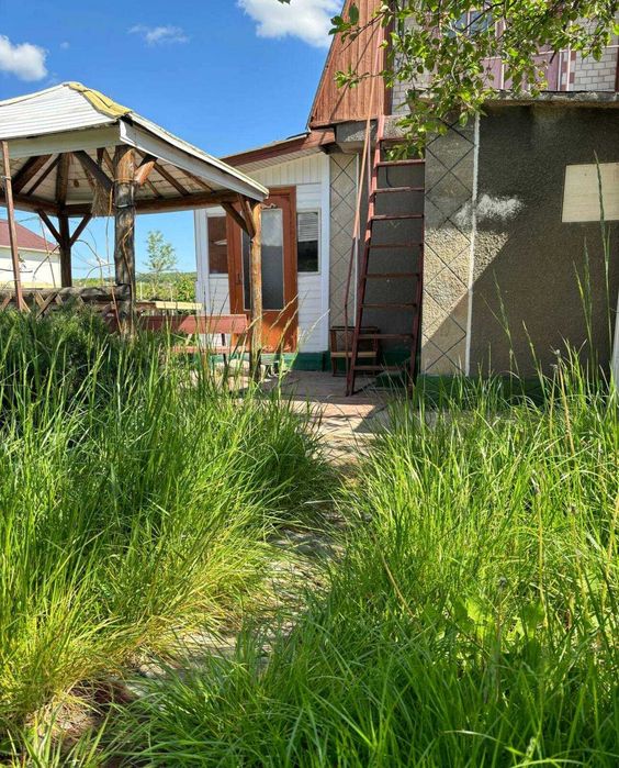 Продаж дачі на Лезнево.Куточок Вашого затишку від міської метушні.