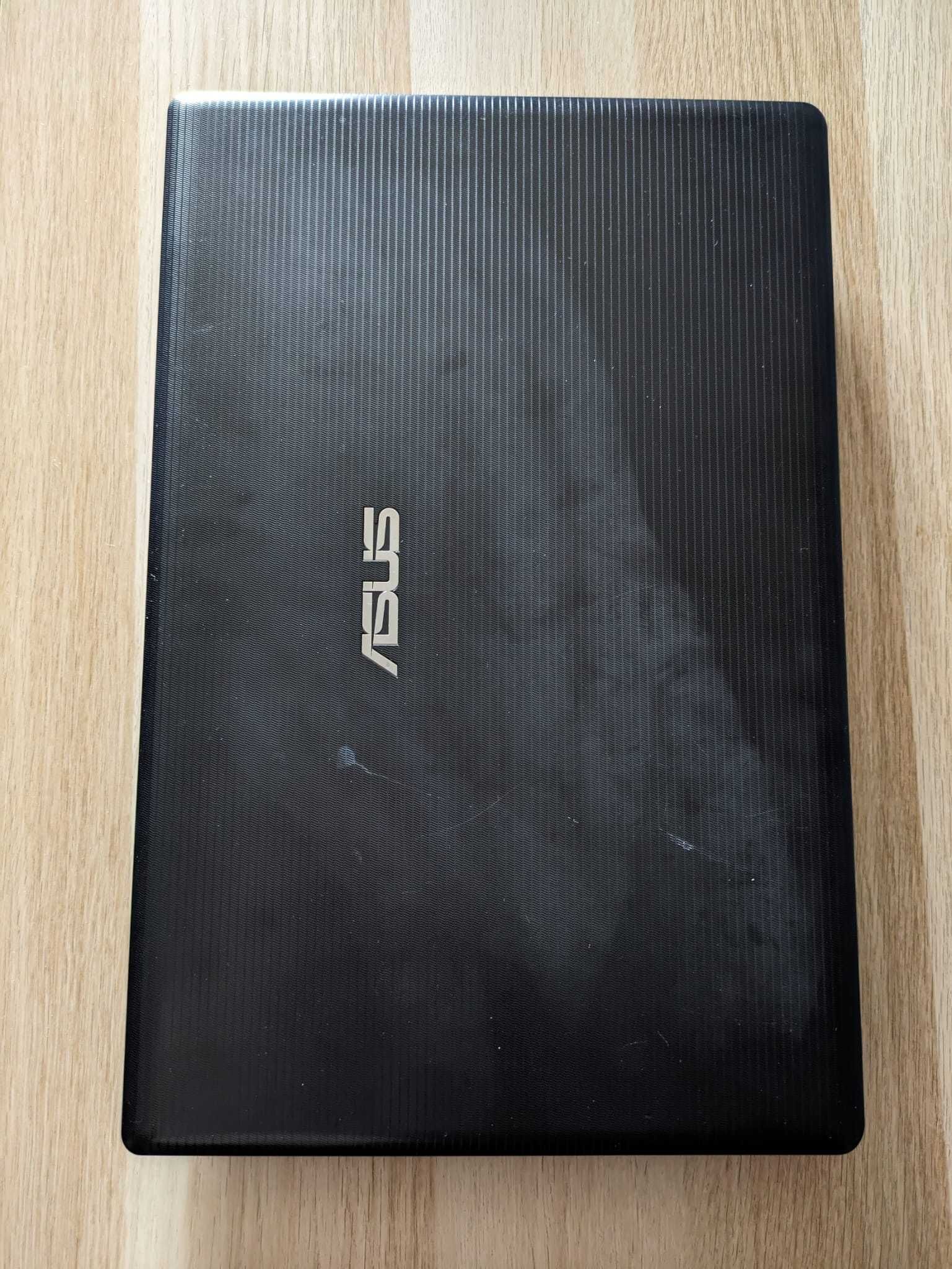 Portátil ASUS - X55C