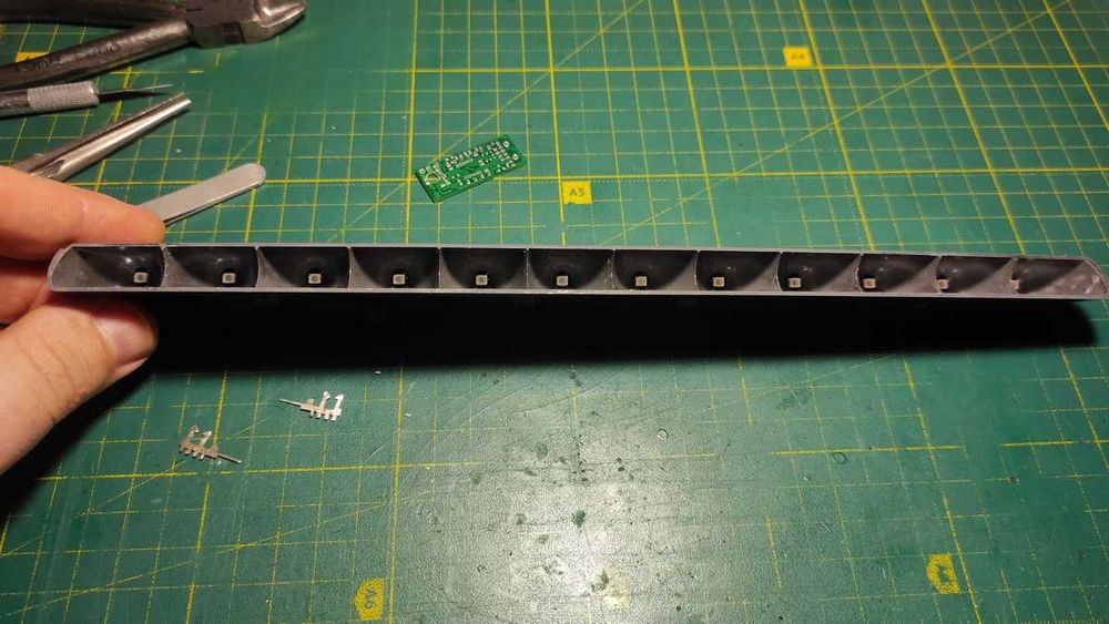 Плата стоп сигнал на Volkswagen Crafter код A9O68200456 2E0945097