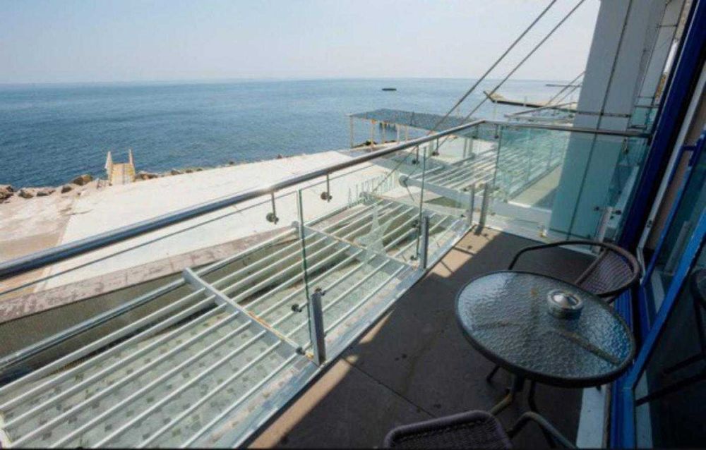 Апартаменти на березі моря в «Maristella! 10 ст. Фонтана. 1N28