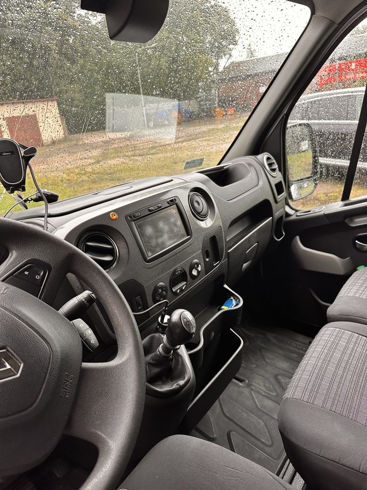 Renault Master 2,3 170km