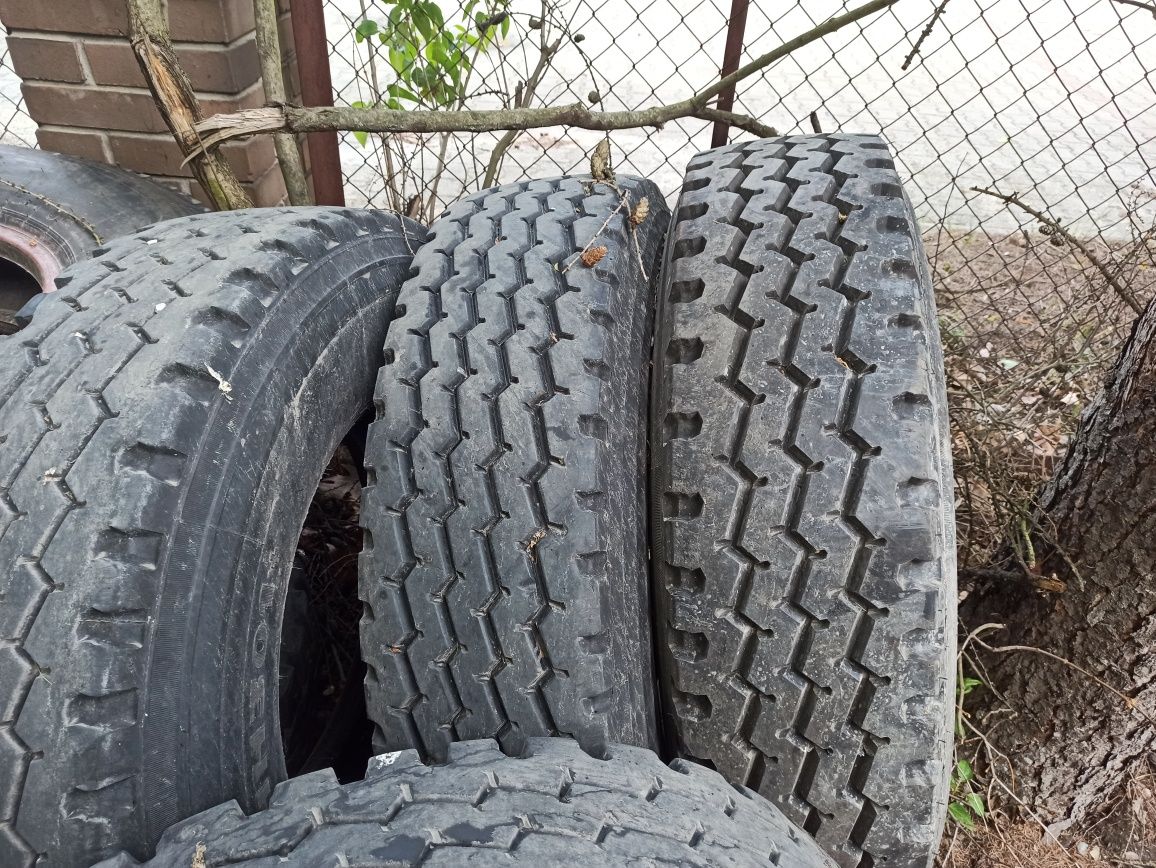 Opona opony 315/80/R22,5 Barum Bridgestone Hilo