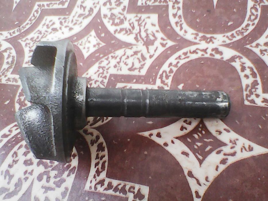 Продам поцинк. прицеп 750 кг