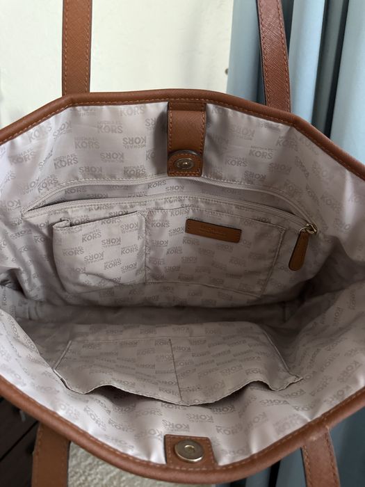 Шкіряна жіноча сумка