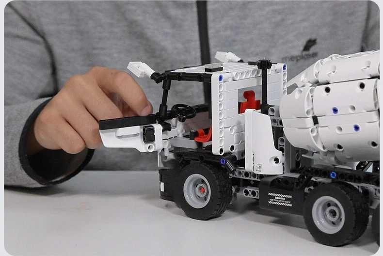 Детский конструктор грузовик Xiaomi для мальчика Lego Лего дитячий