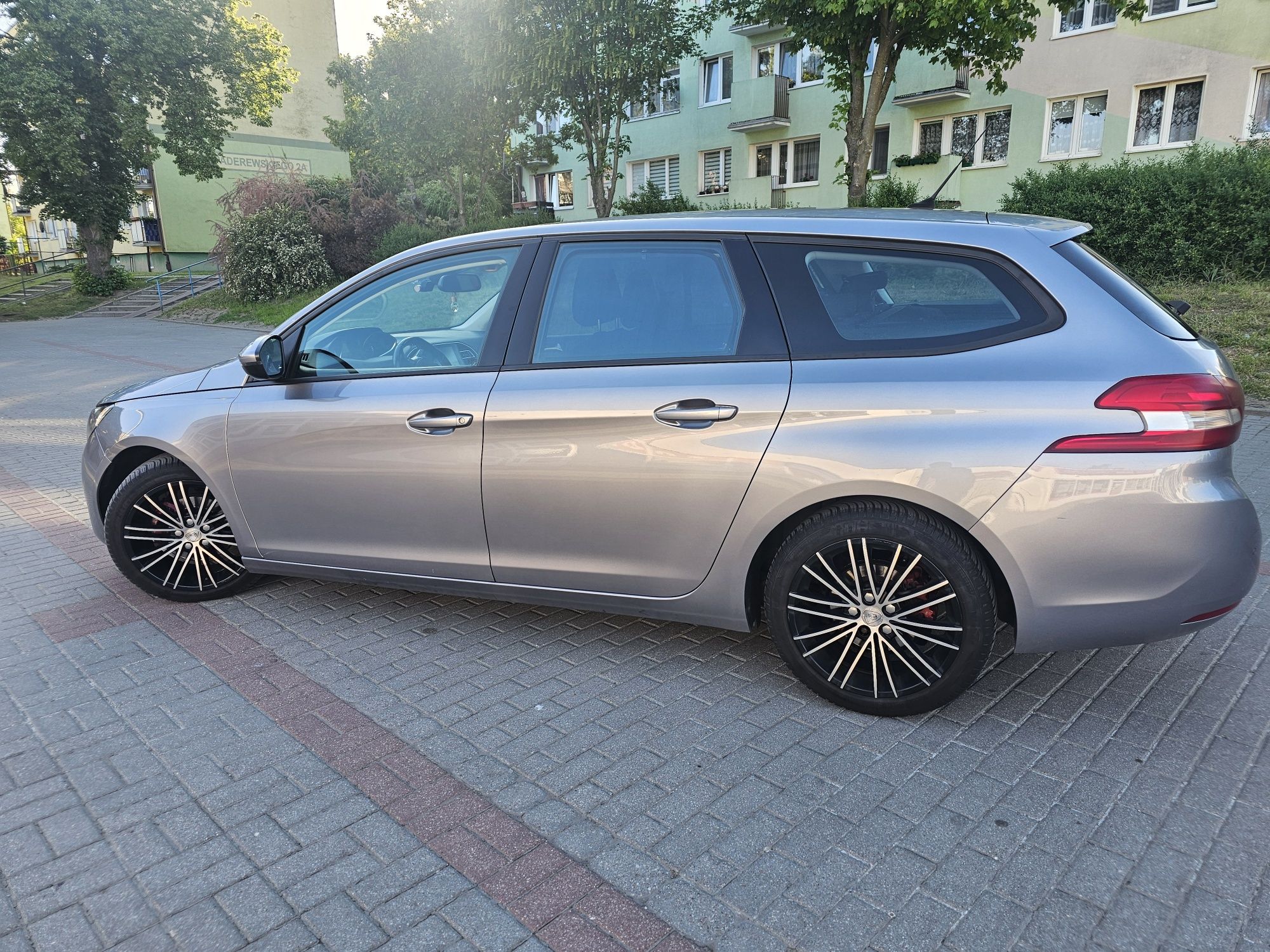 Peugeot 308 1.6 blueHDI 120km