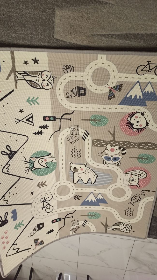 Mata piankowa dwustronna mocna 180x150x1,5 cm edukacyjna do kojca NOWA