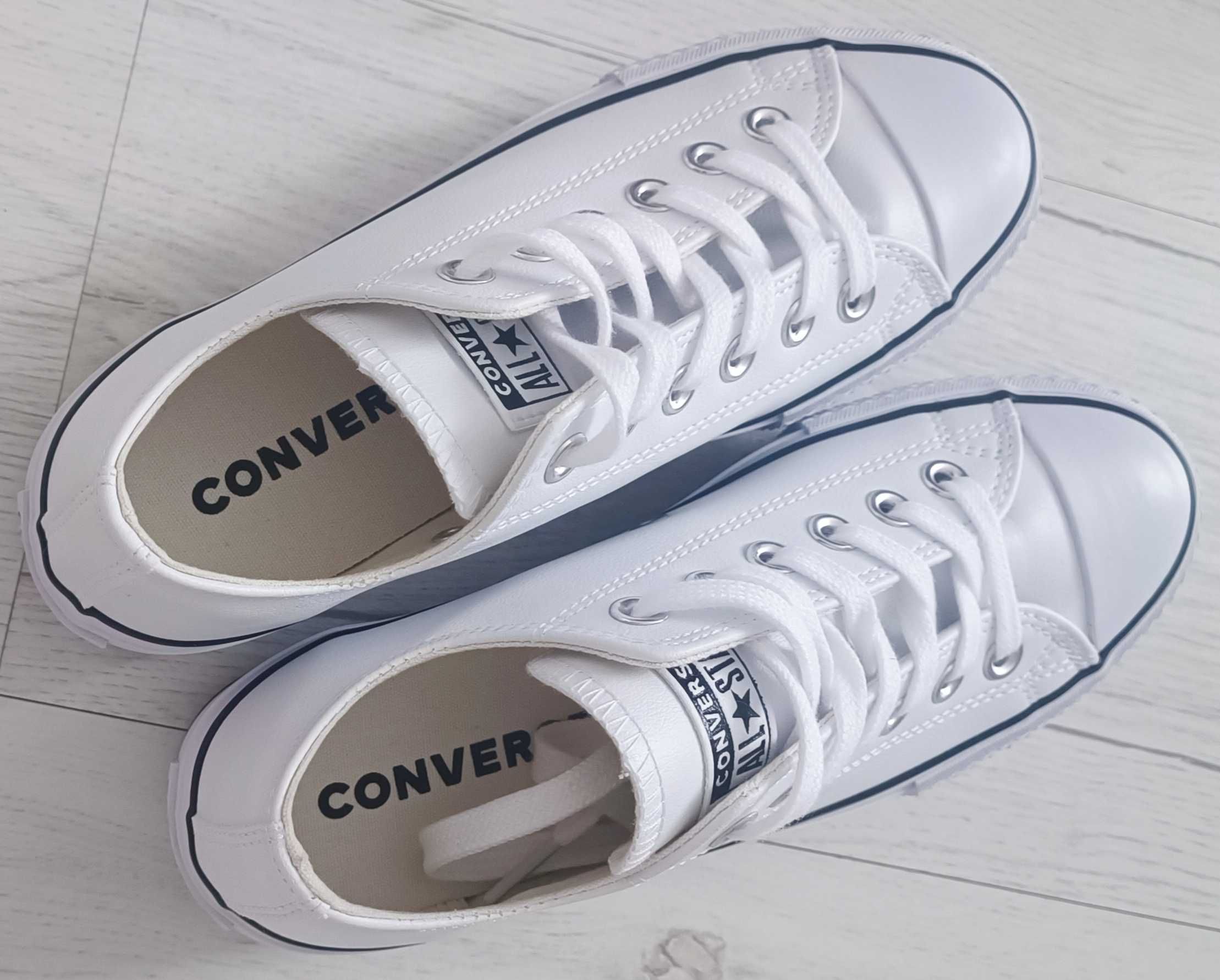 Converse
CHUCK TAYLOR ALL STAR LIFT CLEAN OX LEATHER - Branco - NOVOS