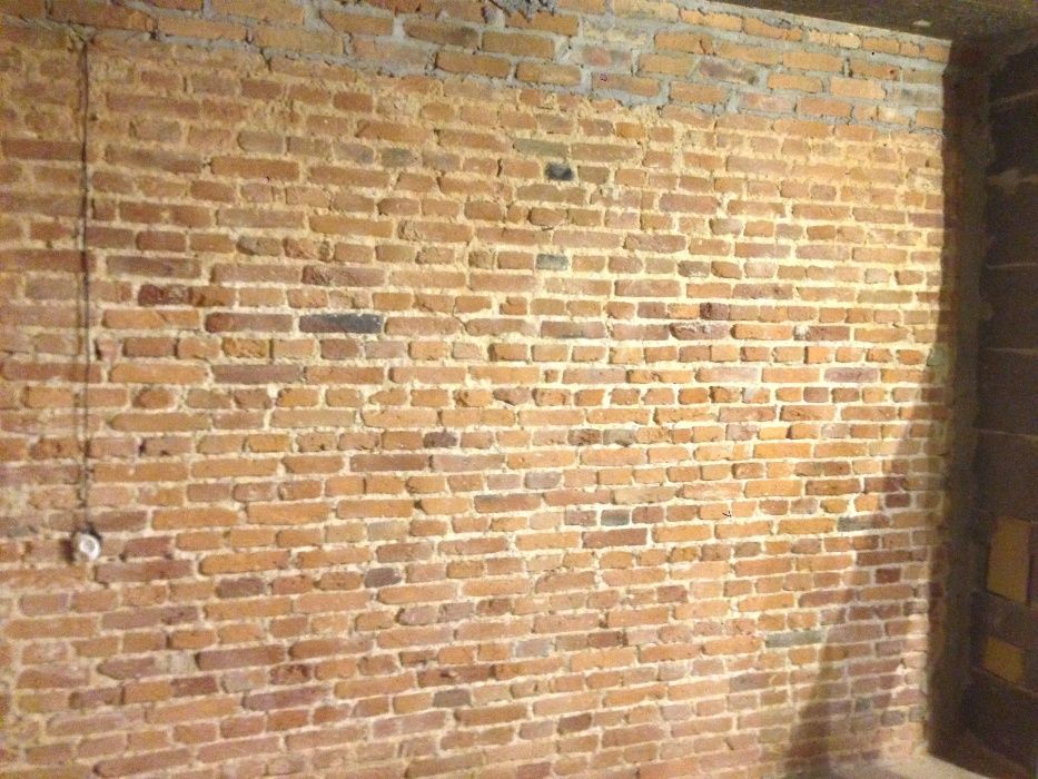 Piaskowanie ceglanej elewacji cegly klinkieru piaskowca brukowej
