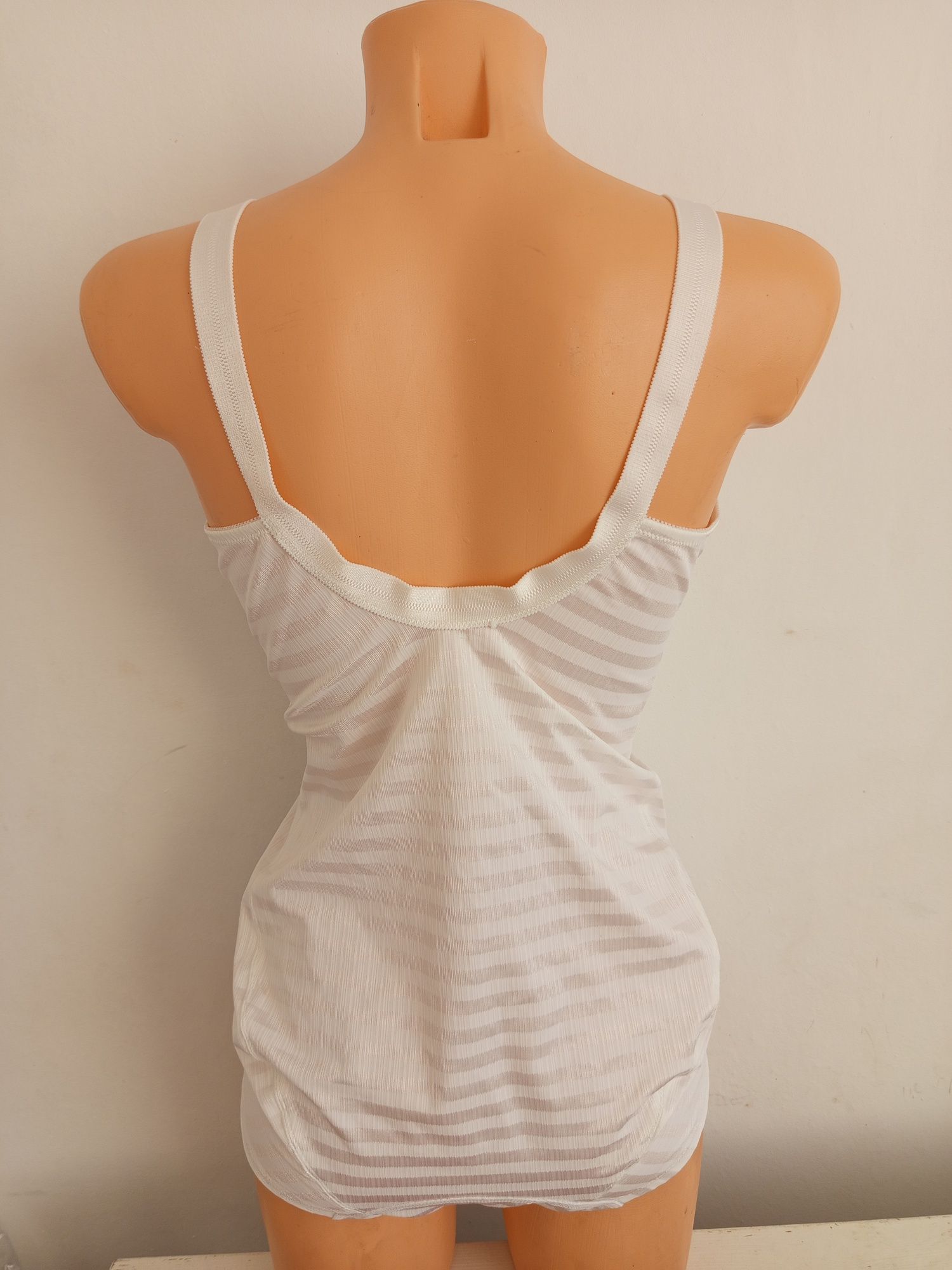 Wyszczuplające Body Felina 90D r.44/46