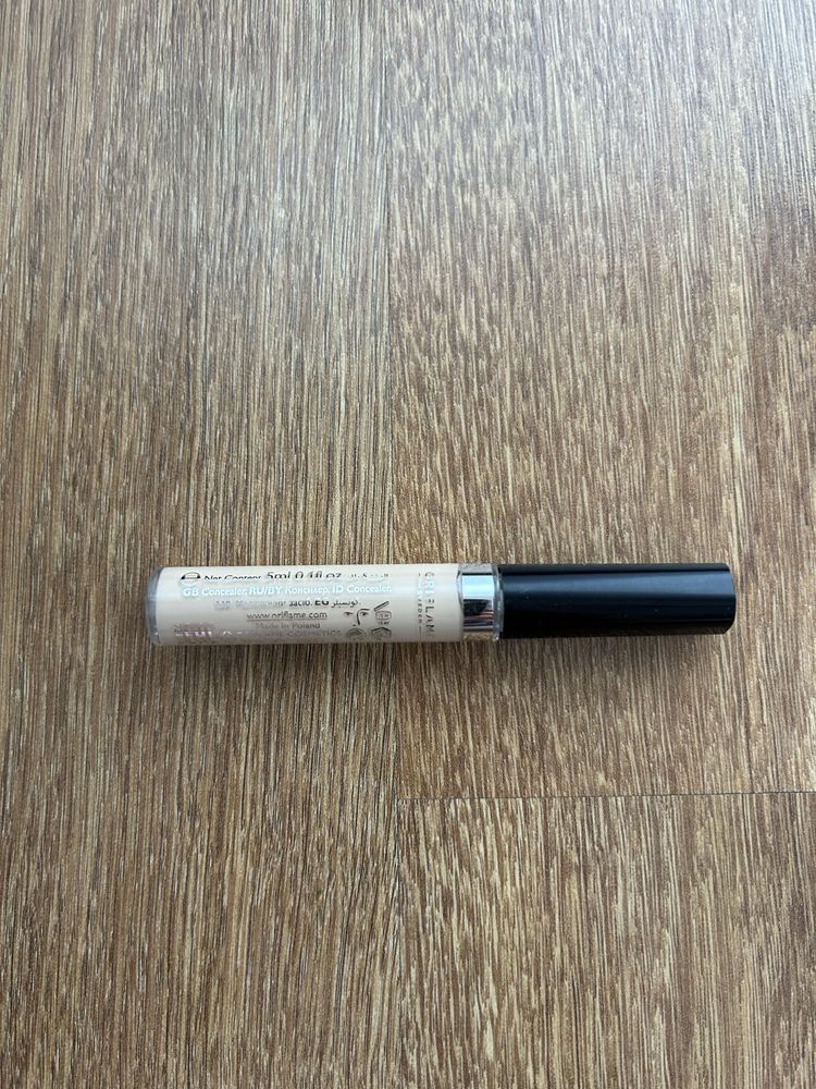 Korektor The One Everlasting Sync Odcień: Light Beige Neutral Oriflame