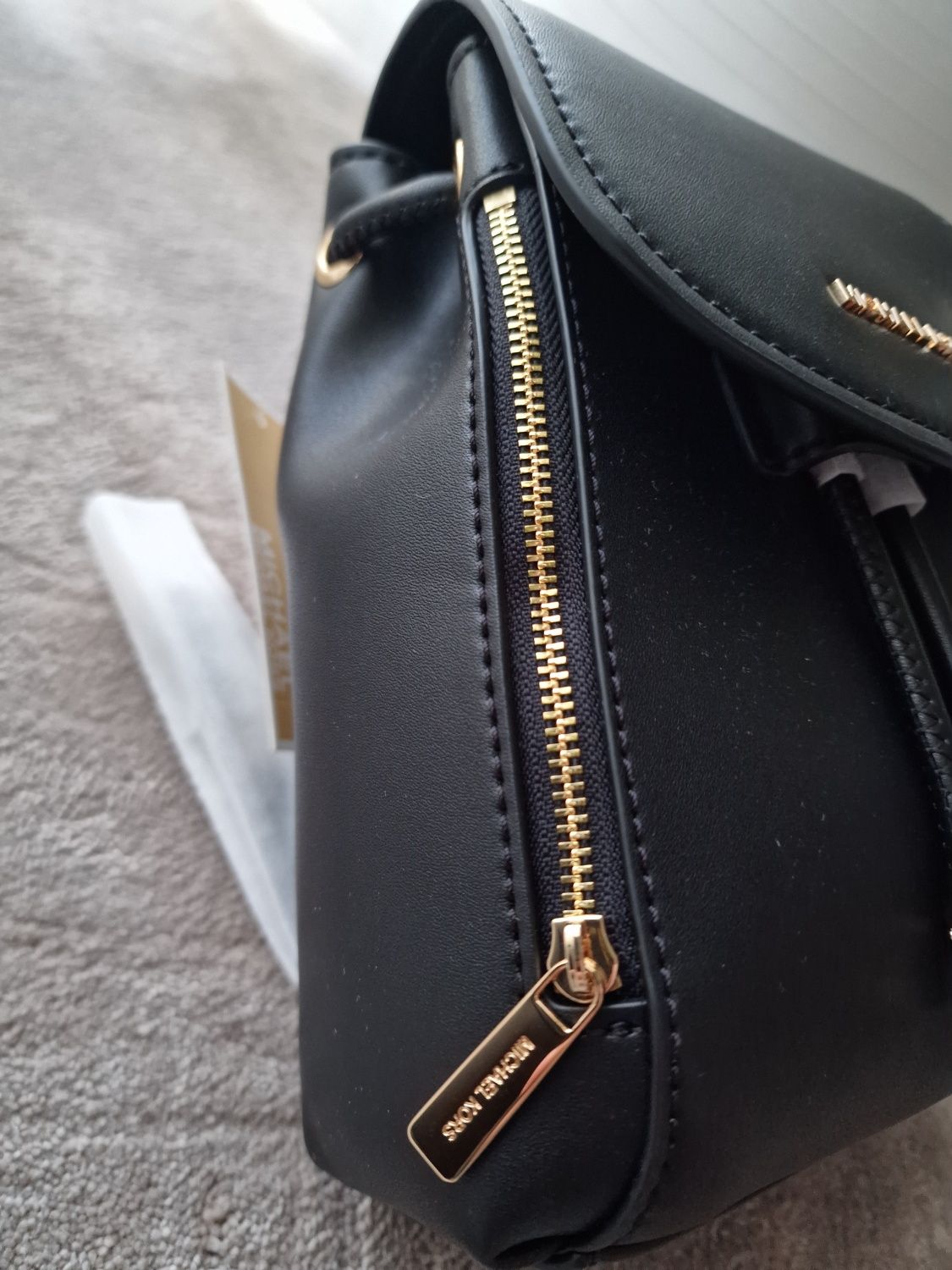 Mochila Michael kors- nova