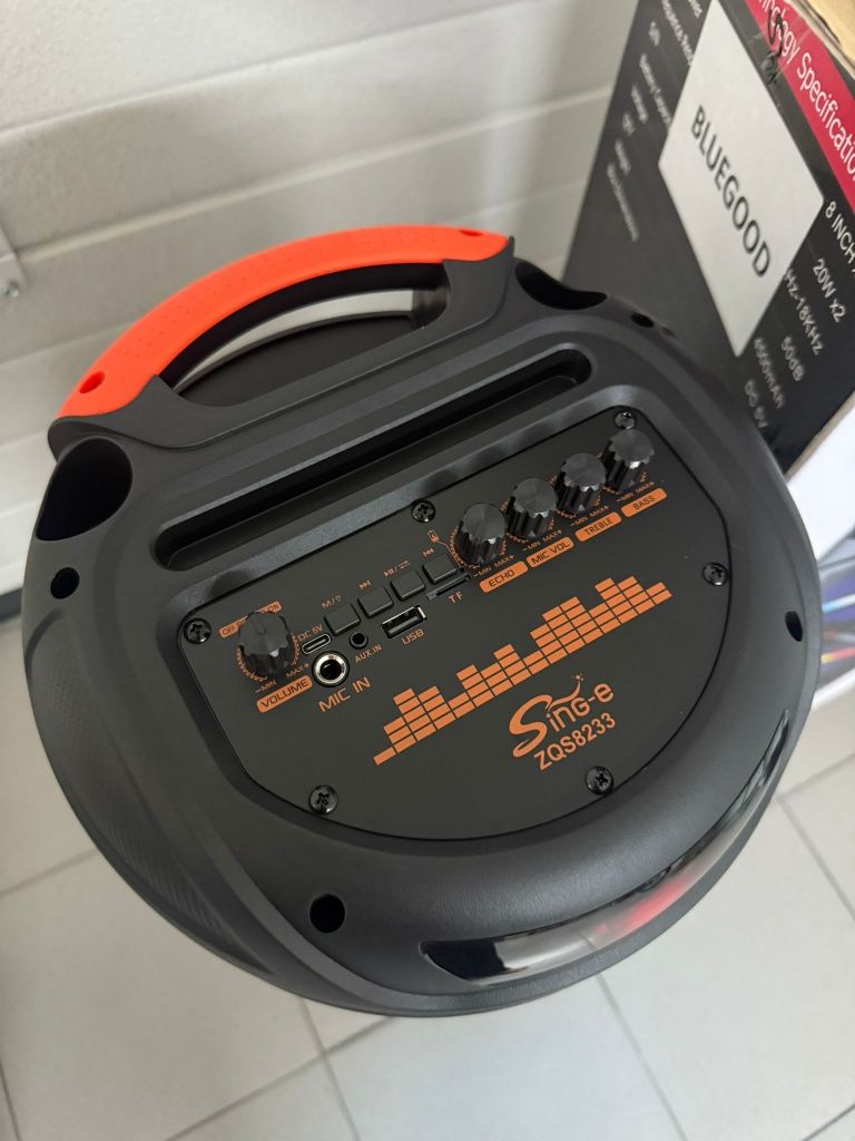 Várias colunas de som com bluetooth